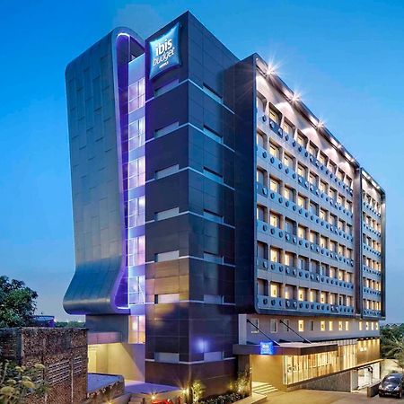 Ibis Budget Jakarta Airport Tangerang Esterno foto